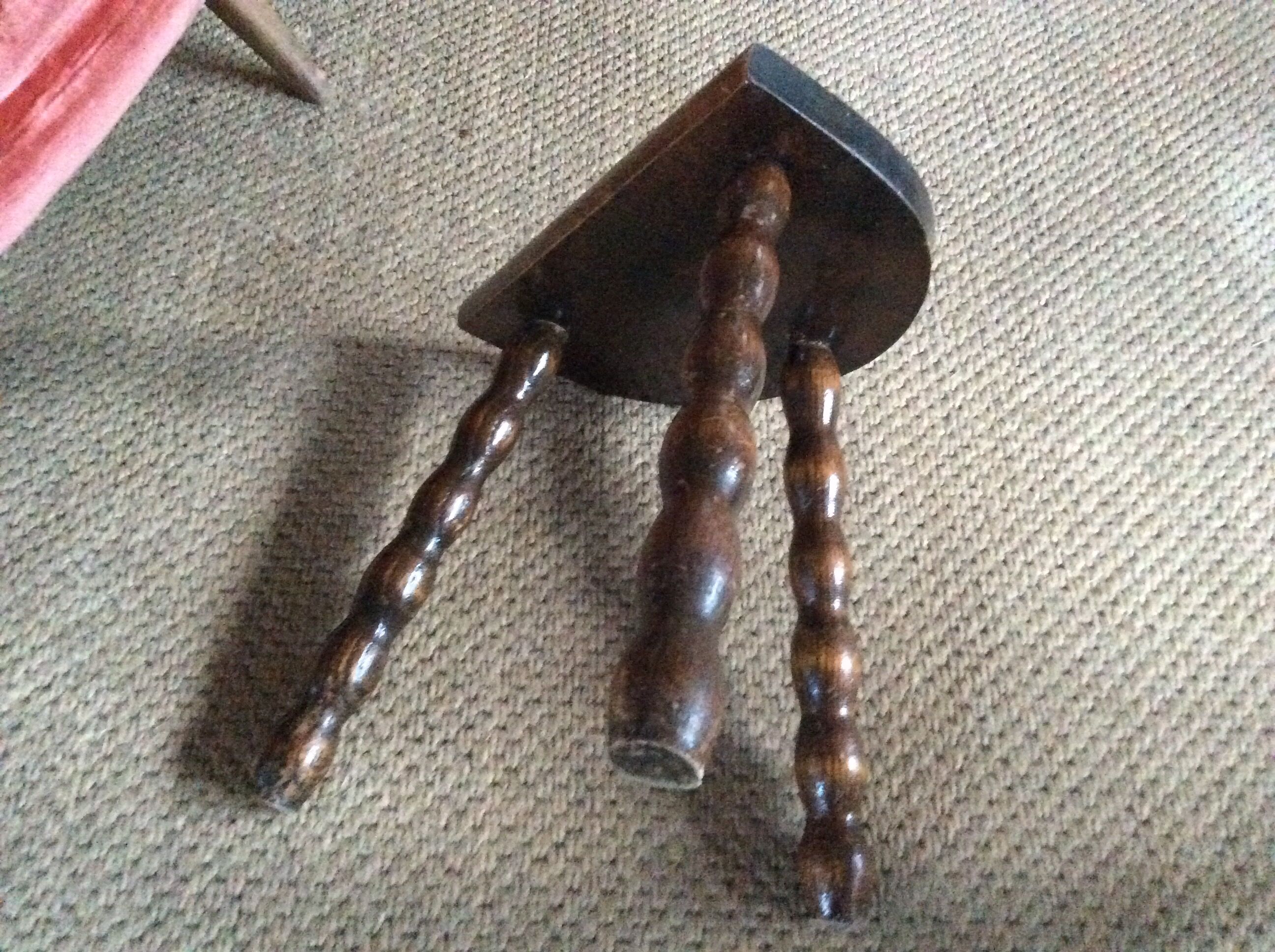 Tripod stool