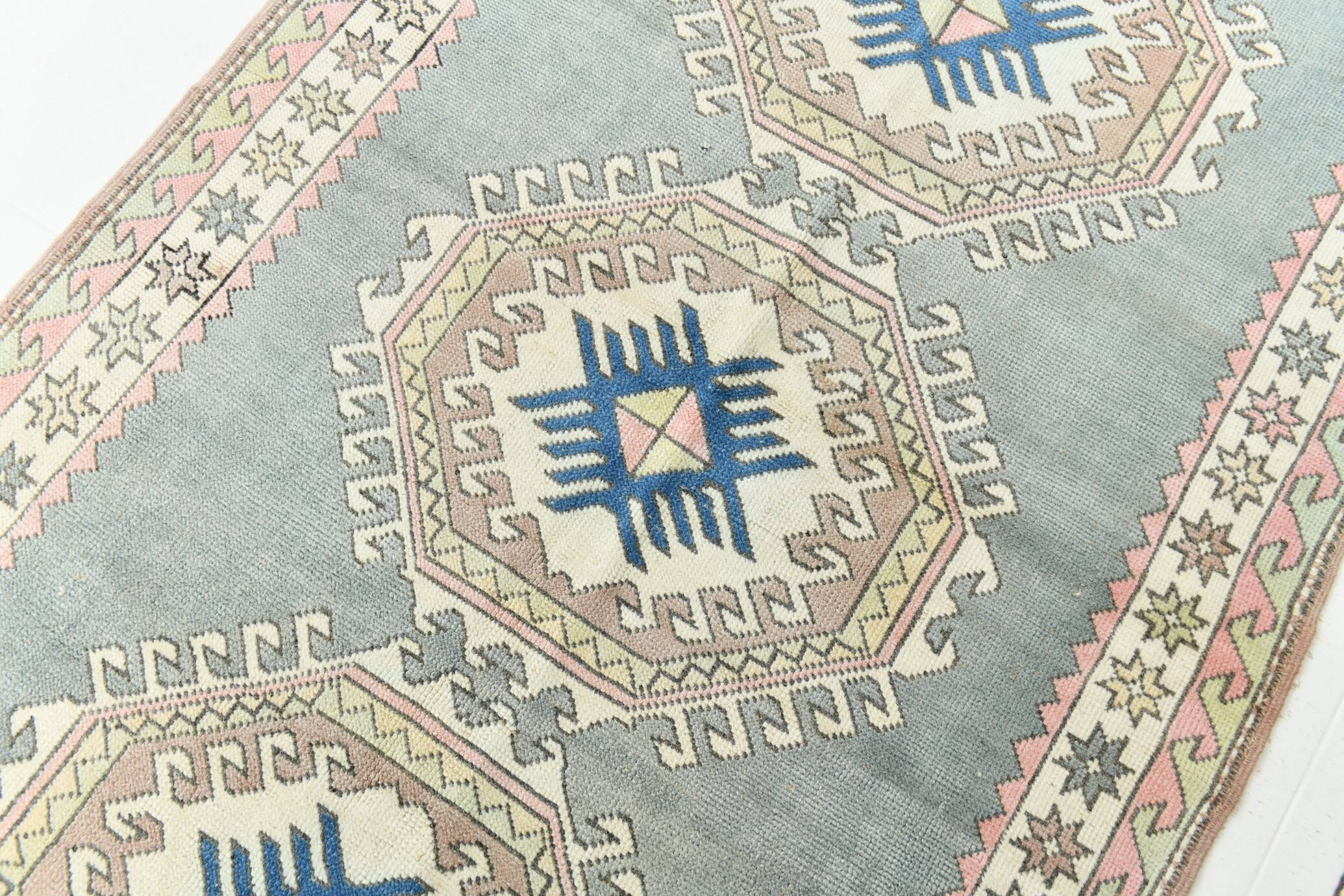 4x7 Oushak Light Green Oriental Vintage Rug, 128x206Cm