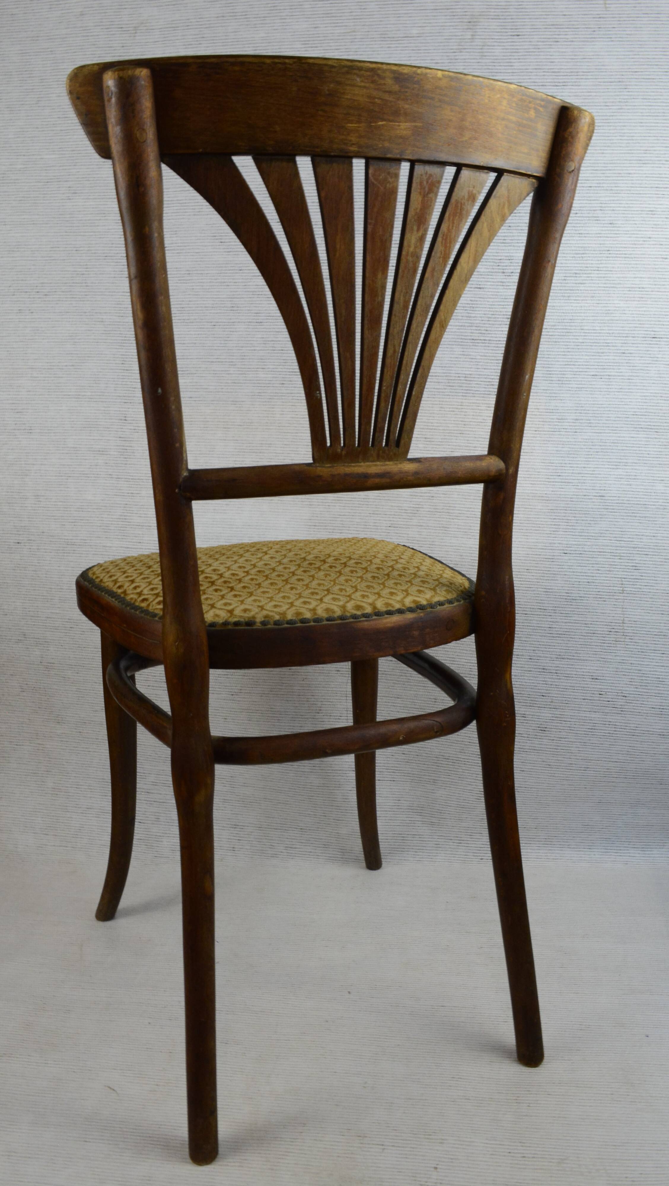 Pair of Thonet Art Deco palmette chairs. Model 221.