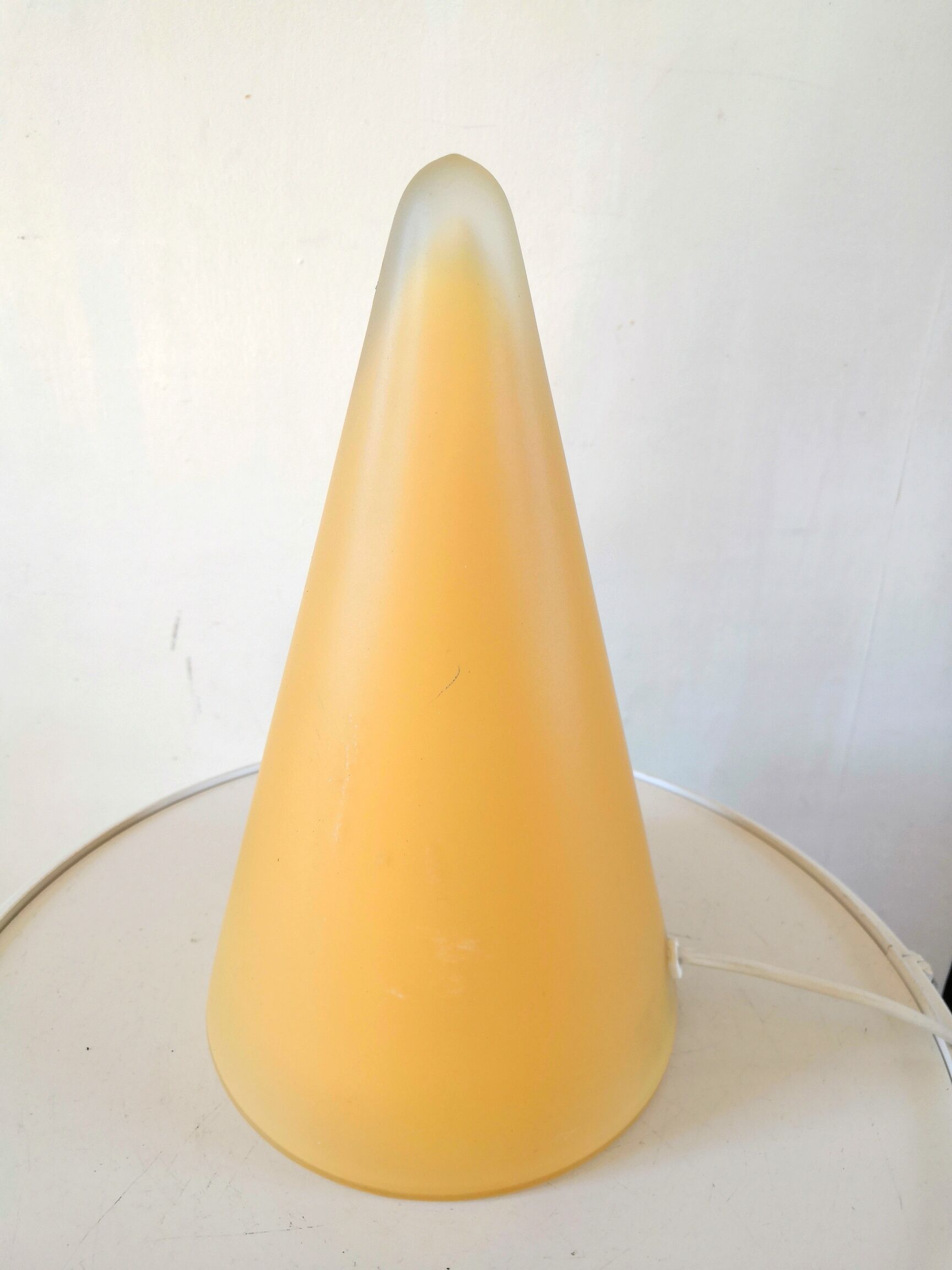 Teepee cone lamp design 70s - 80s