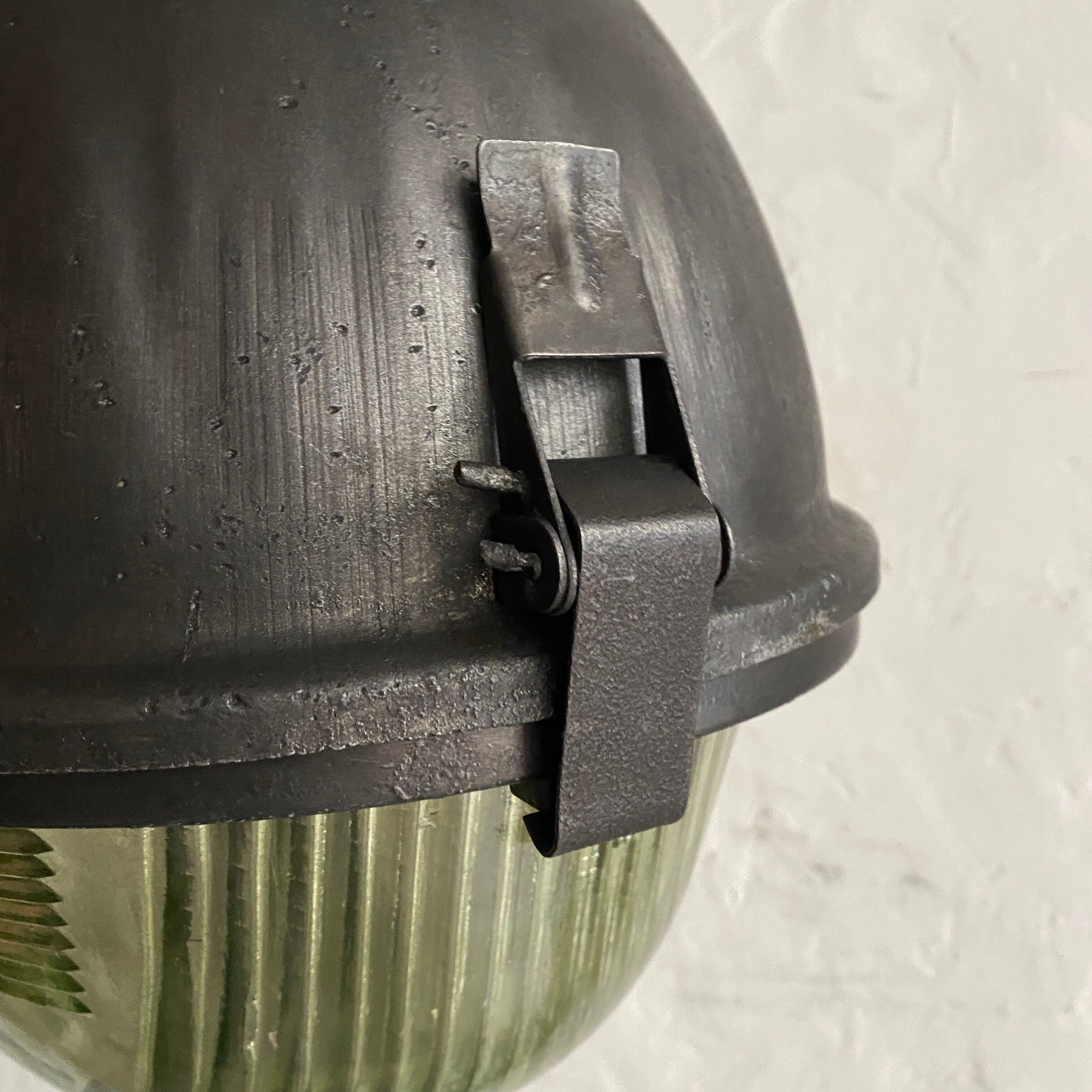 Suspension industrielle polonaise xxl