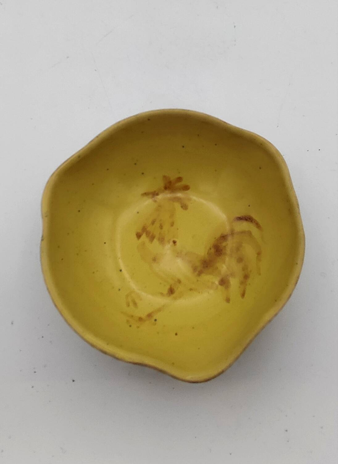 Ceramic bowl with rooster decoration signed