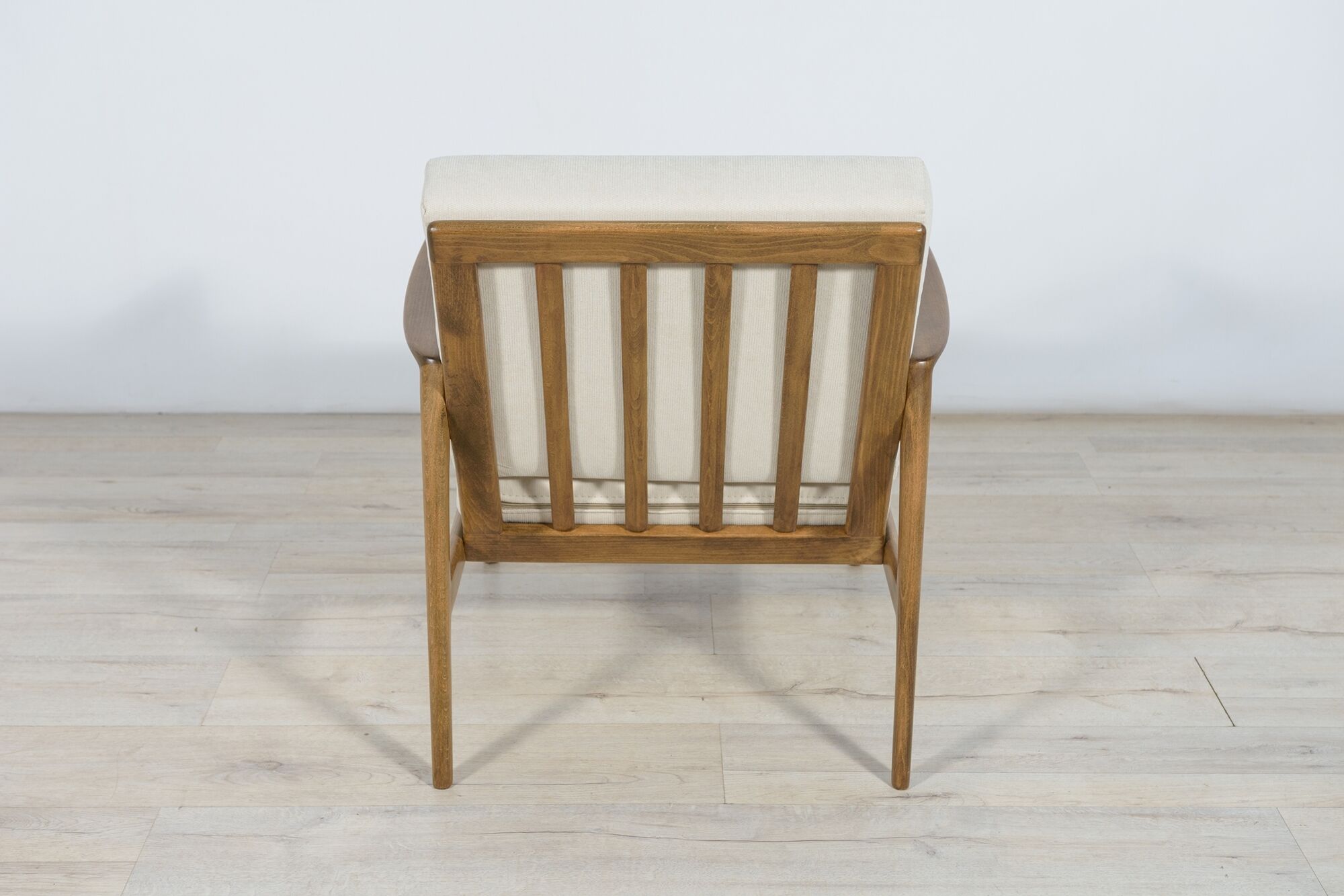 Model 300-139 Armchair from Swarzędzka Factory, 1960s