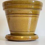 Pot and saucer clarous france pottery