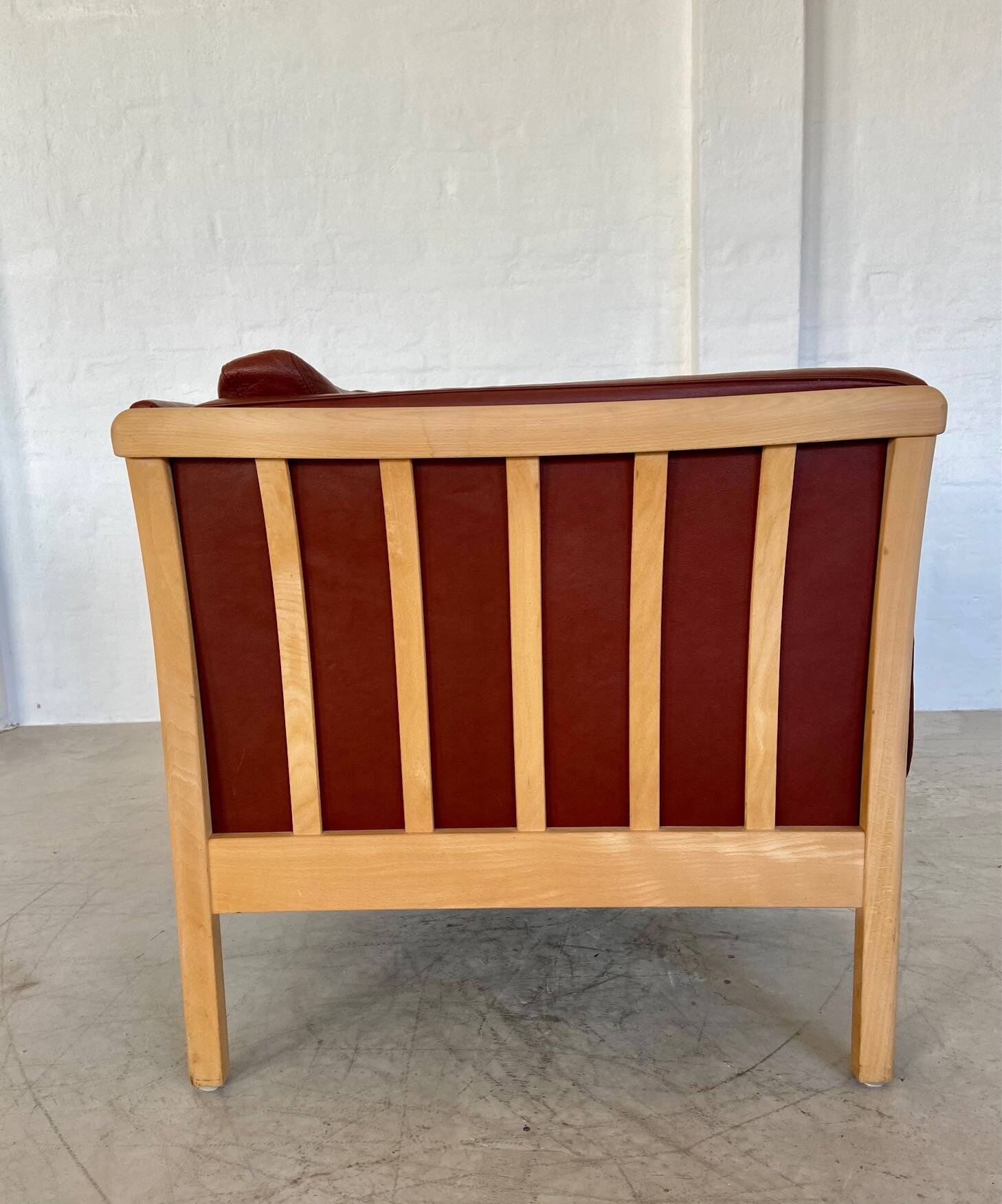 VINTAGE DANISH MID CENTURY DARK COGNAC LEATHER 2 SEATER STOUBY SOFA