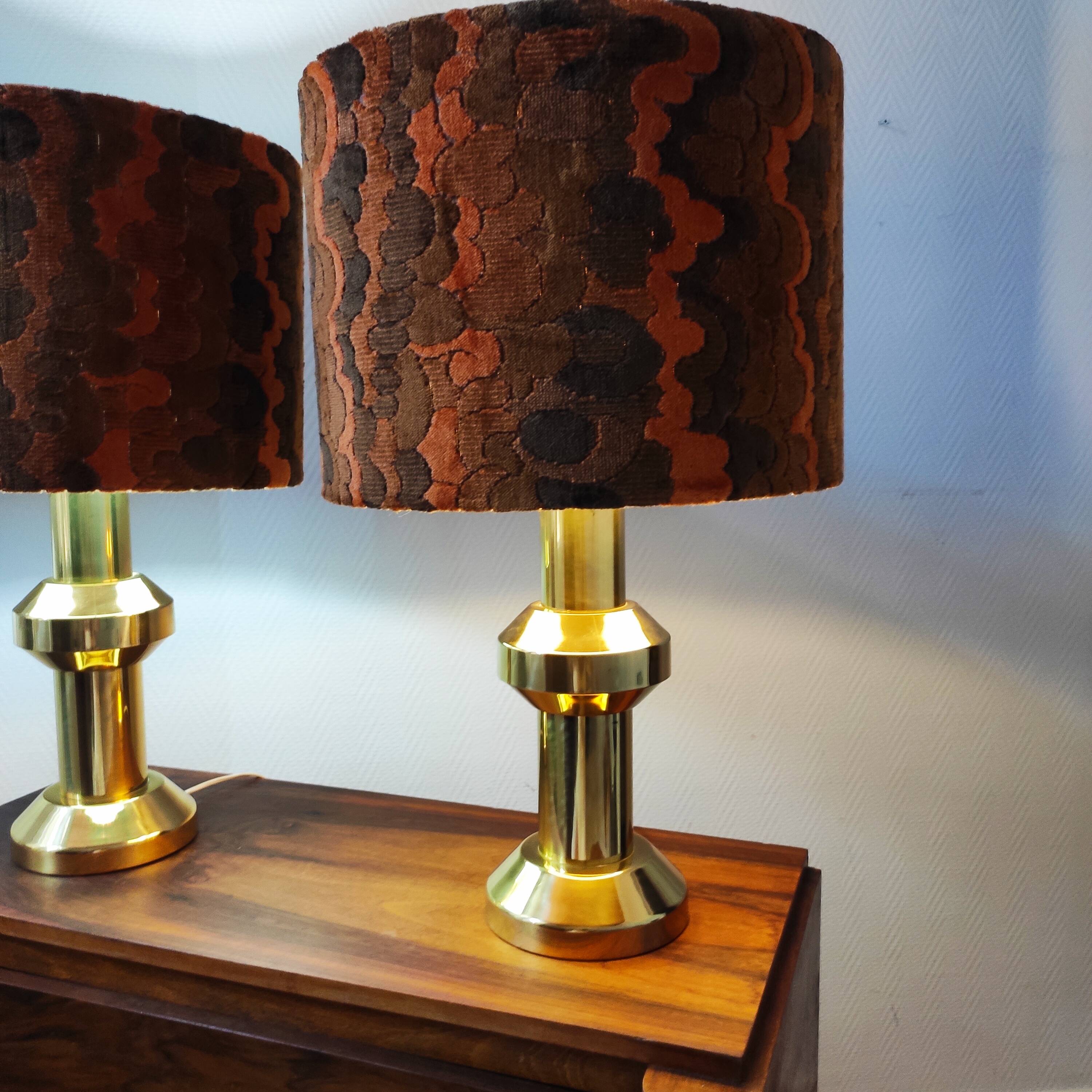 Pair of large vintage 1970s brass living room lamps