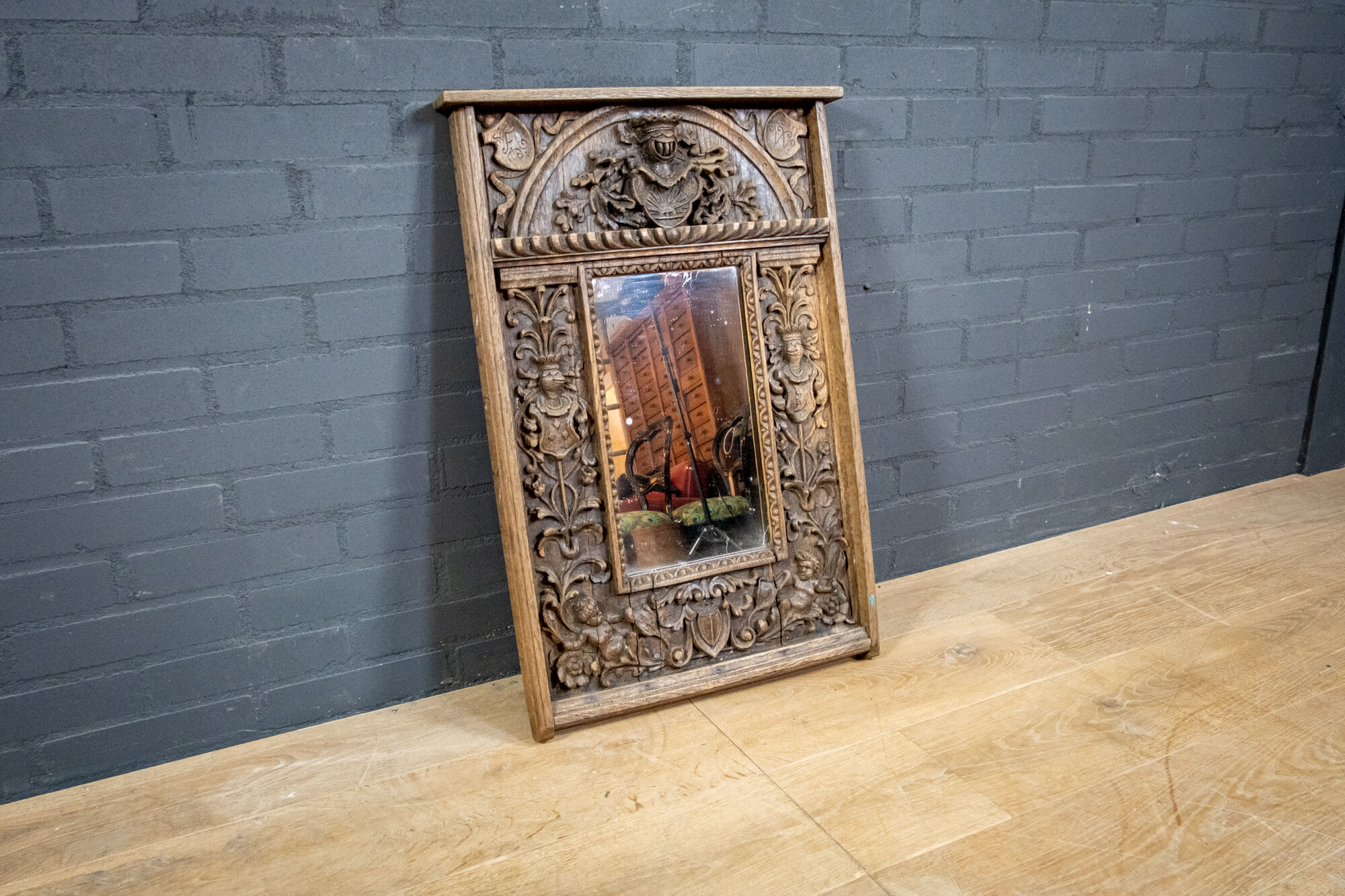 Italian Oak mirror handicraft