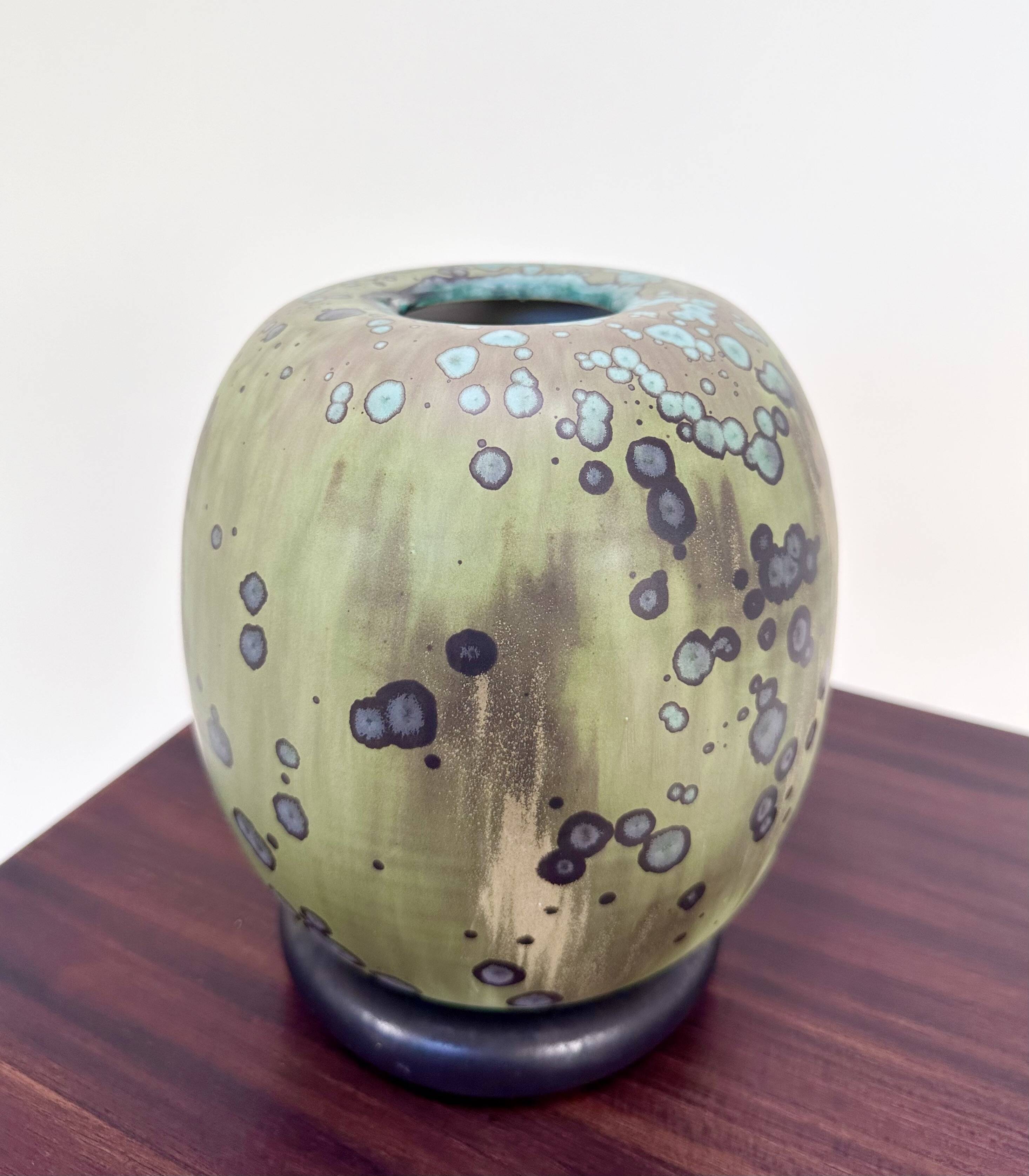Glazed ceramic art vase with standing ceramic ring by Hanne Wydra-Jantz, Germany 1980