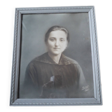 Old photograph of a woman's portrait