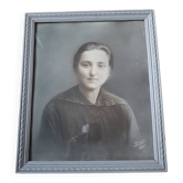 Old photograph of a woman's portrait