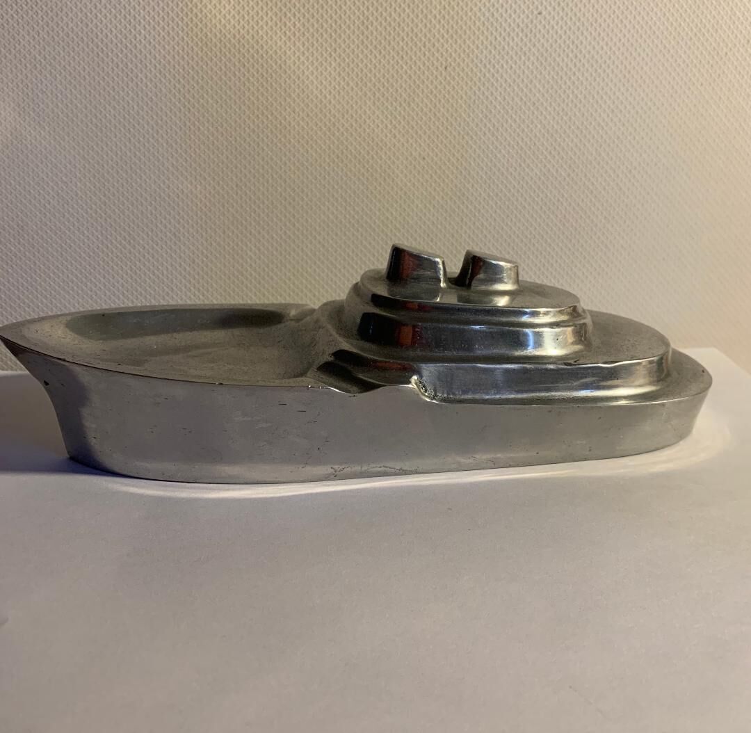 Ashtray, empty pocket aluminum boat 1950s