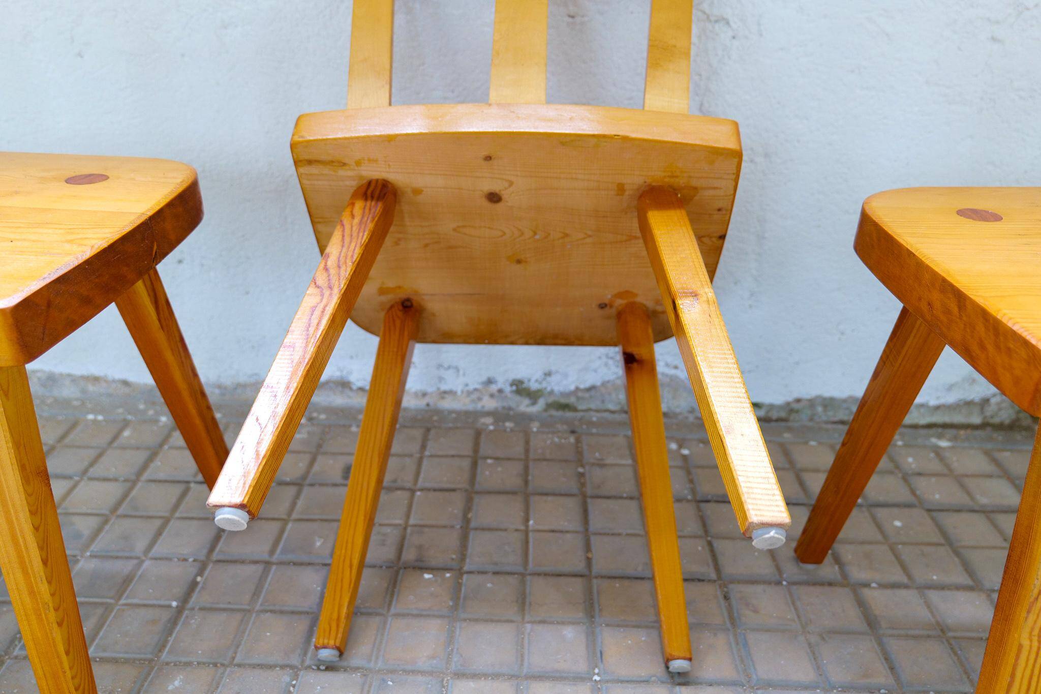 Modern Swedish set of 4 pine dining chairs.
