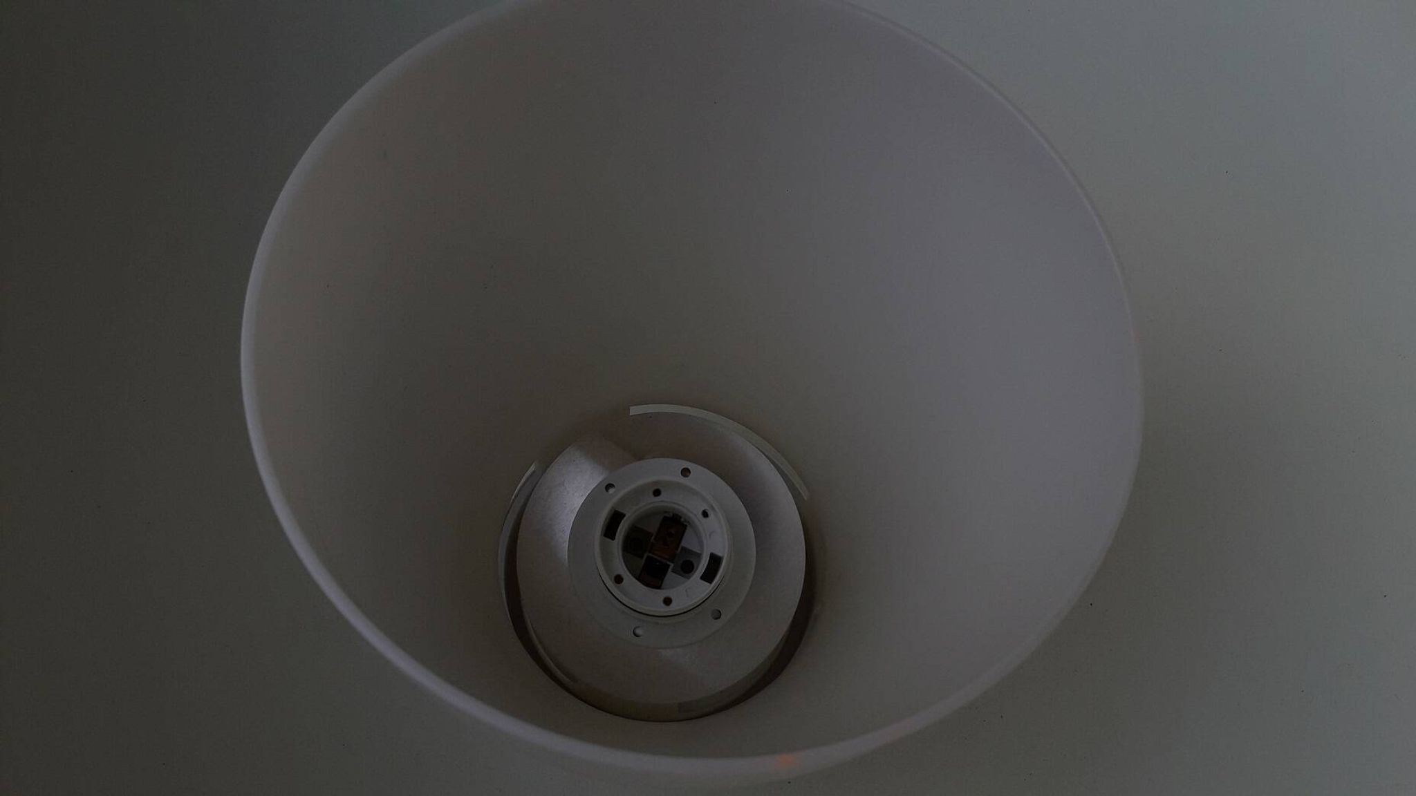 White metal suspension