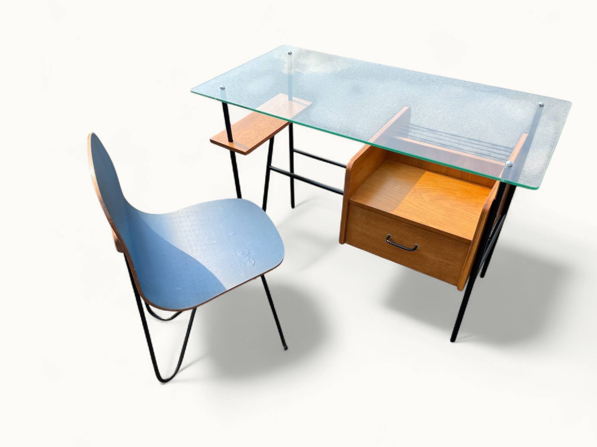 Modernist office – Azzano Frères – designed by Jacques Hitier – Oak, glass and felt