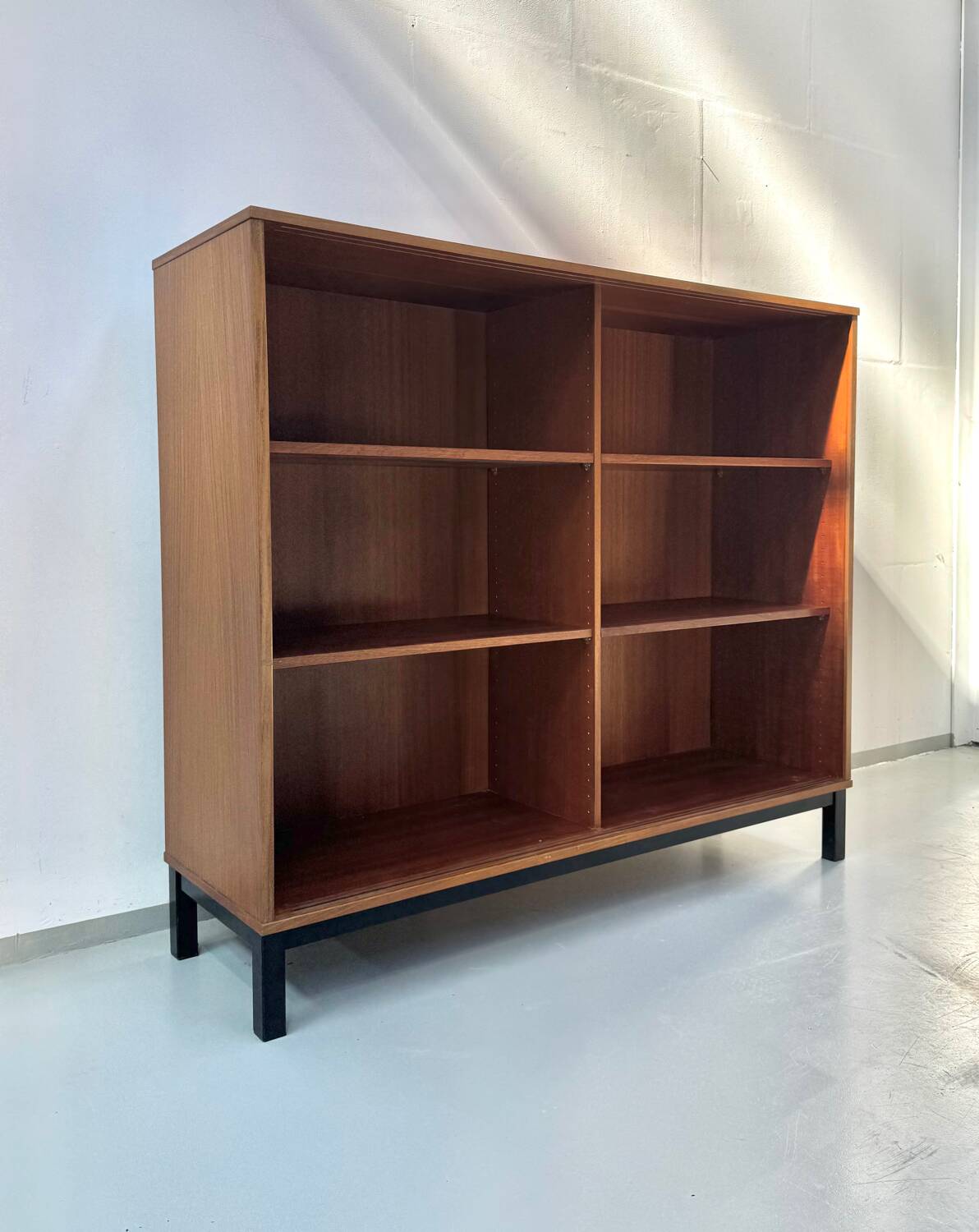 Armoire danoise vintage en teck - années 1970.