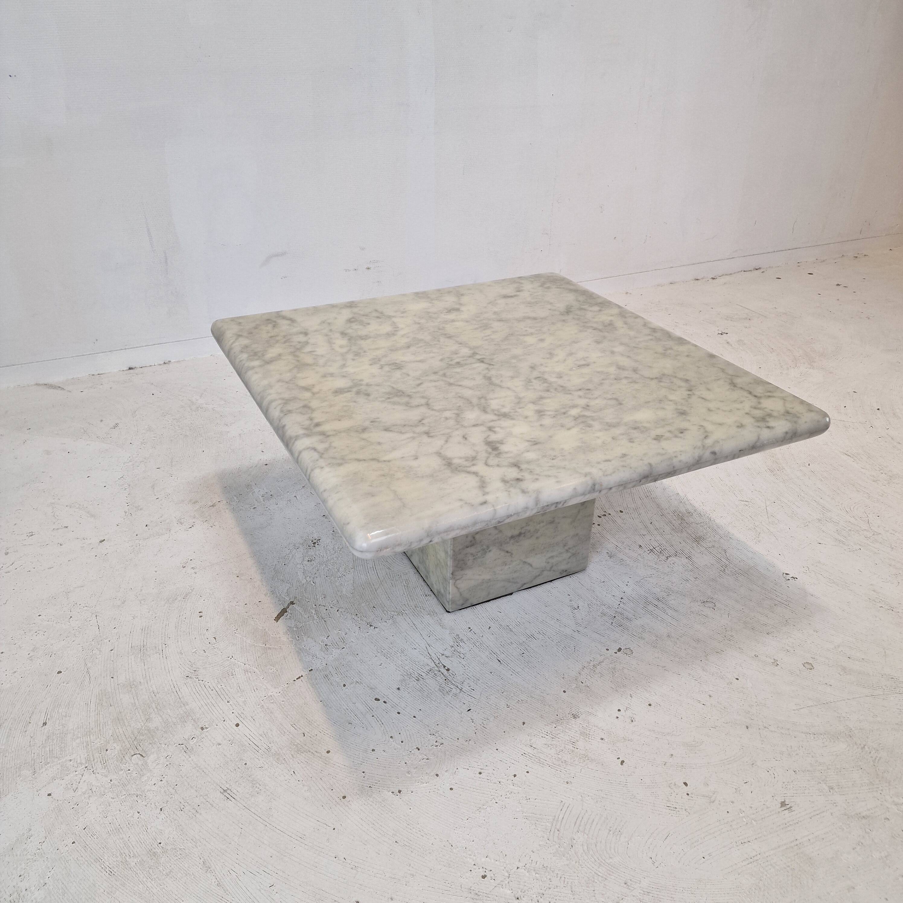 Italian Carrara Marble Coffee Table, 1980s