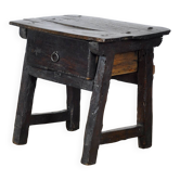 Spanish oak side table, 18th century