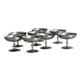 6 stainless steel footed bowls