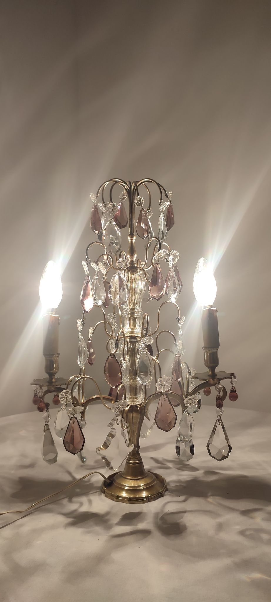Lampe de table en bronze et cristal, France
