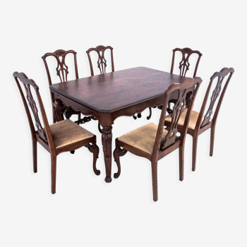 Antique table and chairs from the 19th century