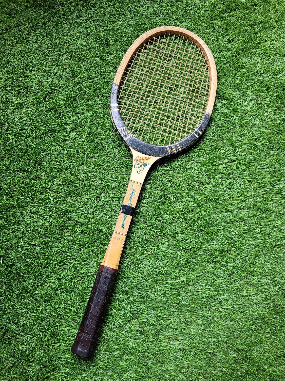 Allen vintage wooden racket