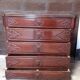 Chest of drawers with 5 drawers.