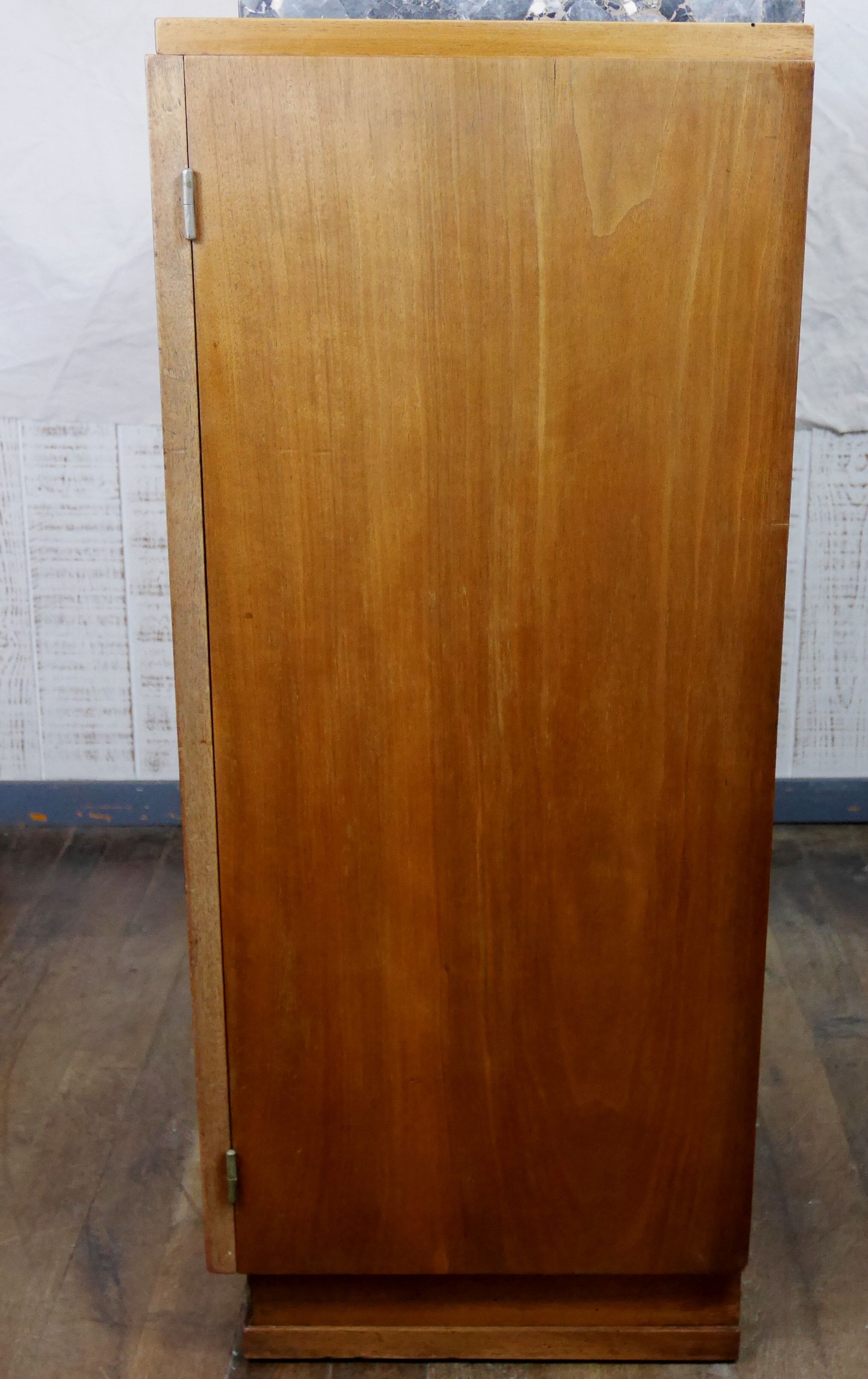 Sideboard art deco 1930 walnut floral pattern