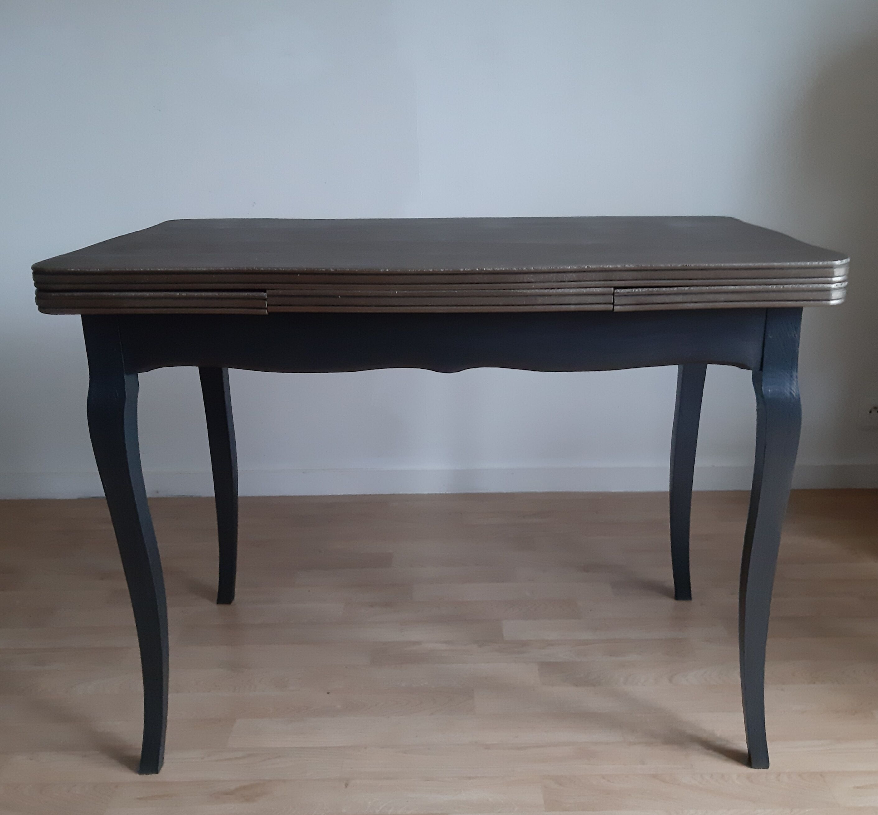 Table ancienne