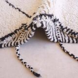 Beni Ourain Traditional Rug - 298 x 204 cm