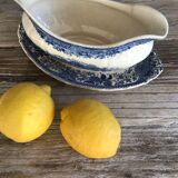 Old gravy boat signed Villeroy and Boch