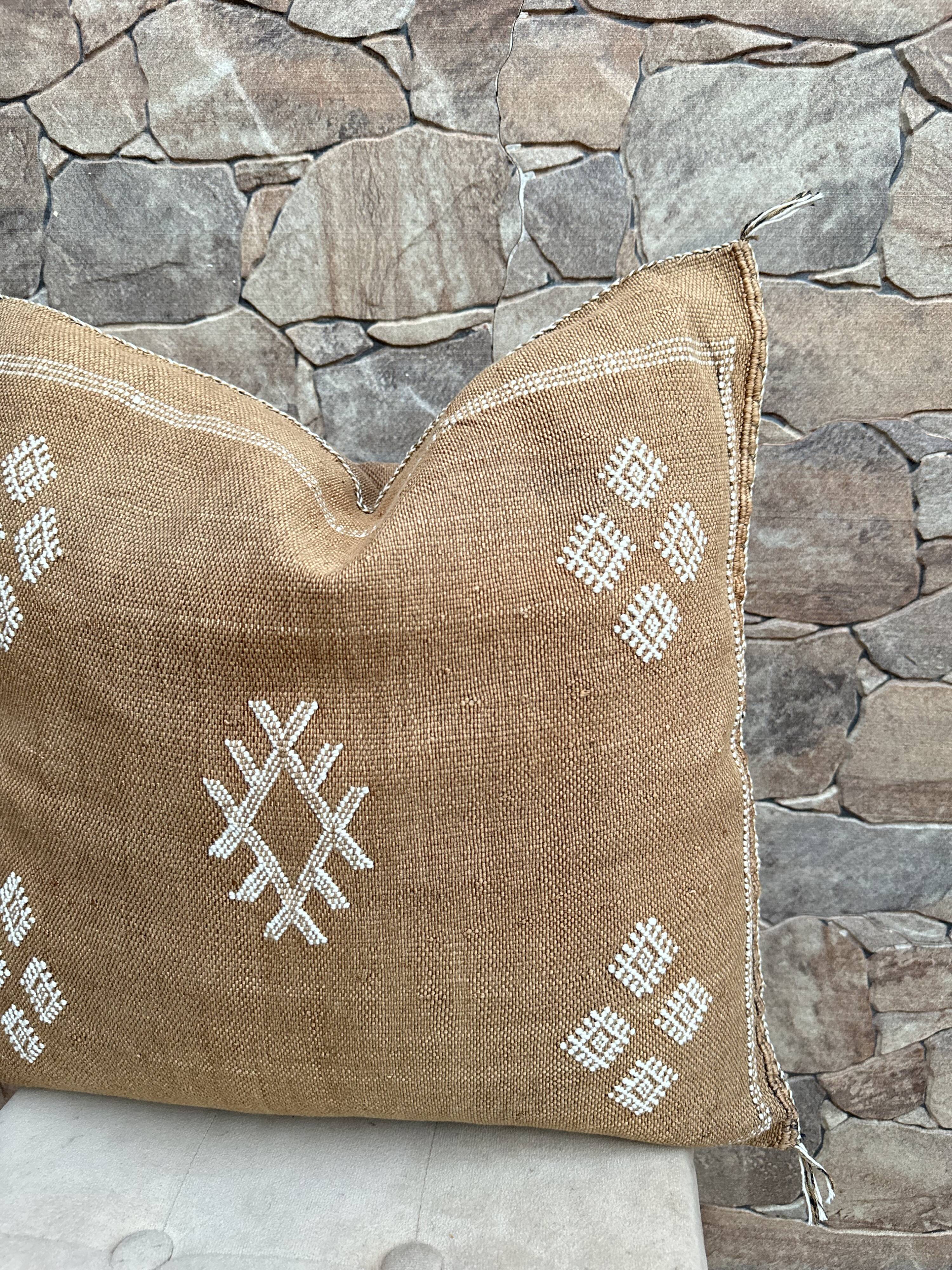 Cactus silk cushion cover: Handwoven Moroccan Sabra cushion