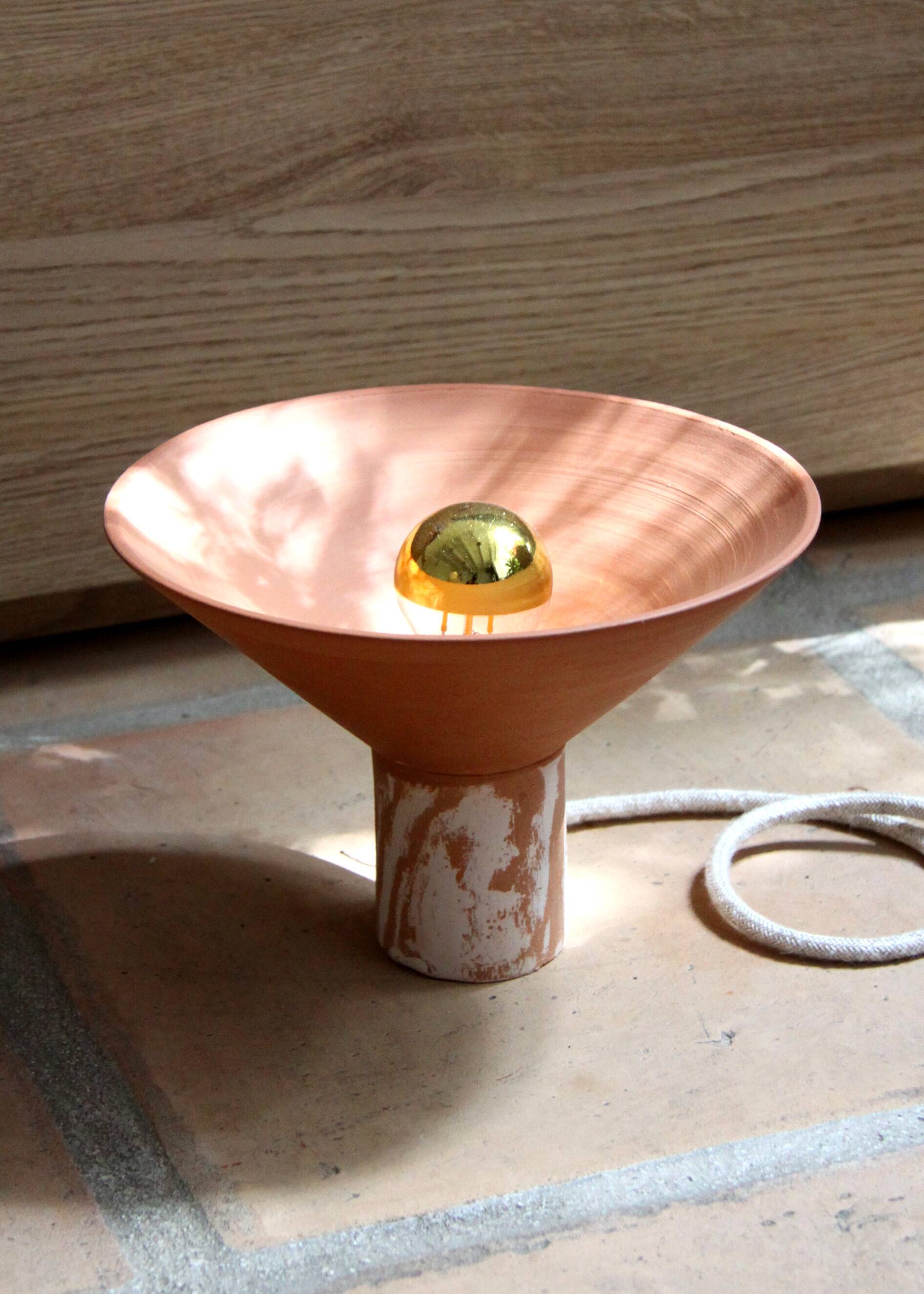 Red "Terracotta" earthenware table lamp