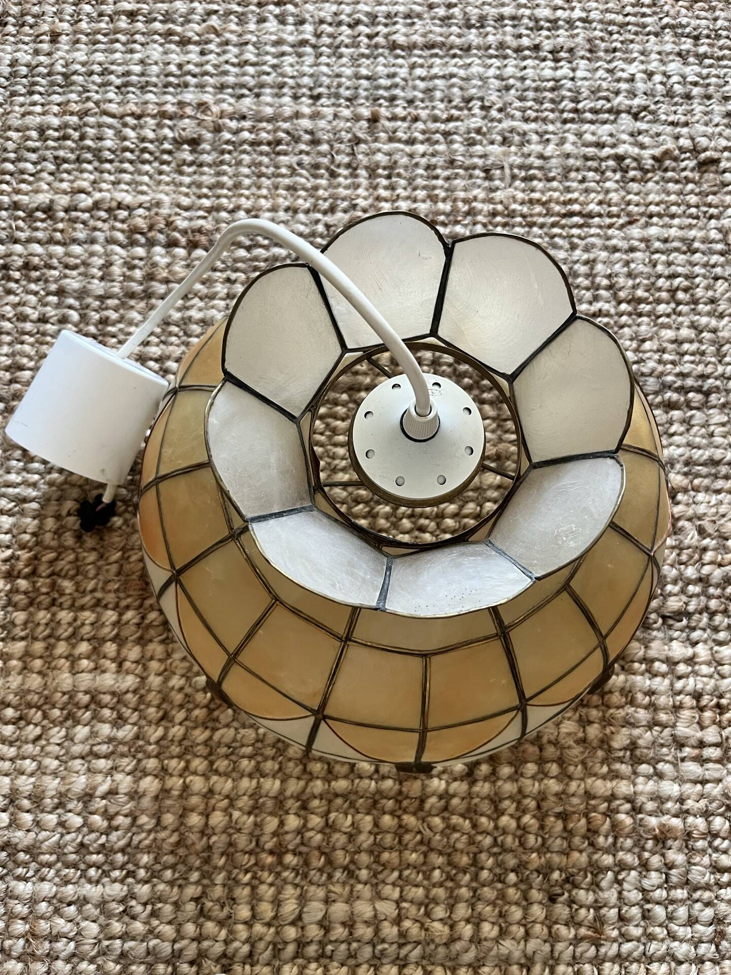 Mother-of-pearl pendant