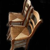 Quatre chaises anciennes en paille
