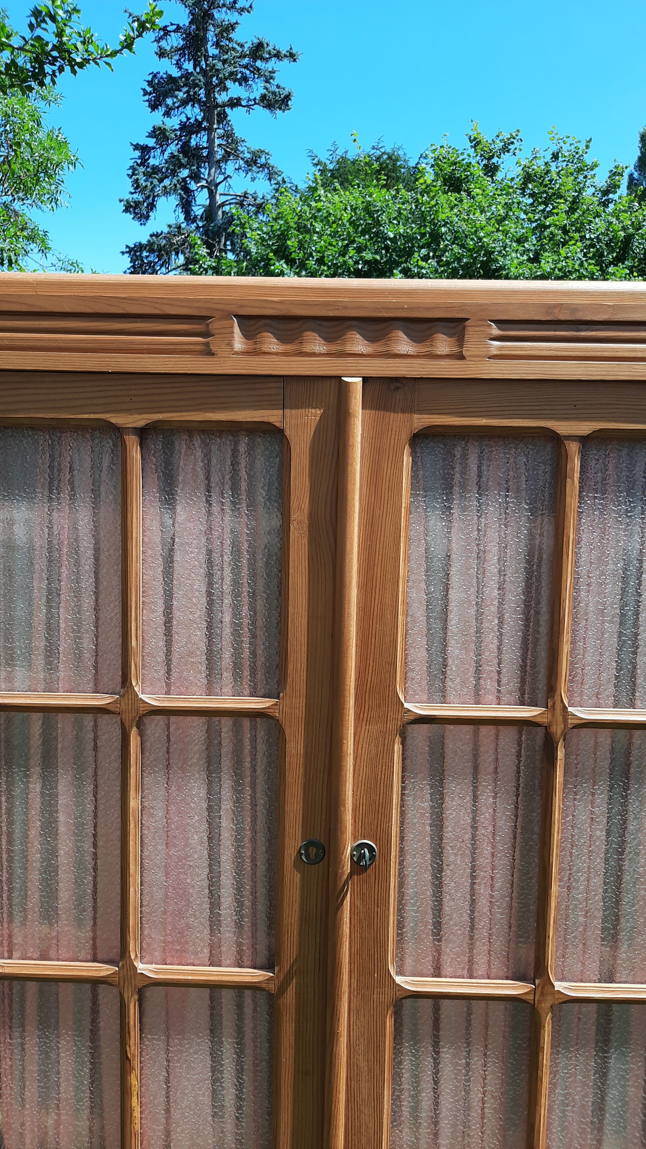 Art Deco style showcase