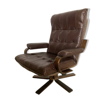 Fauteuil scandinave basculant et tournant en bois courbé et cuir