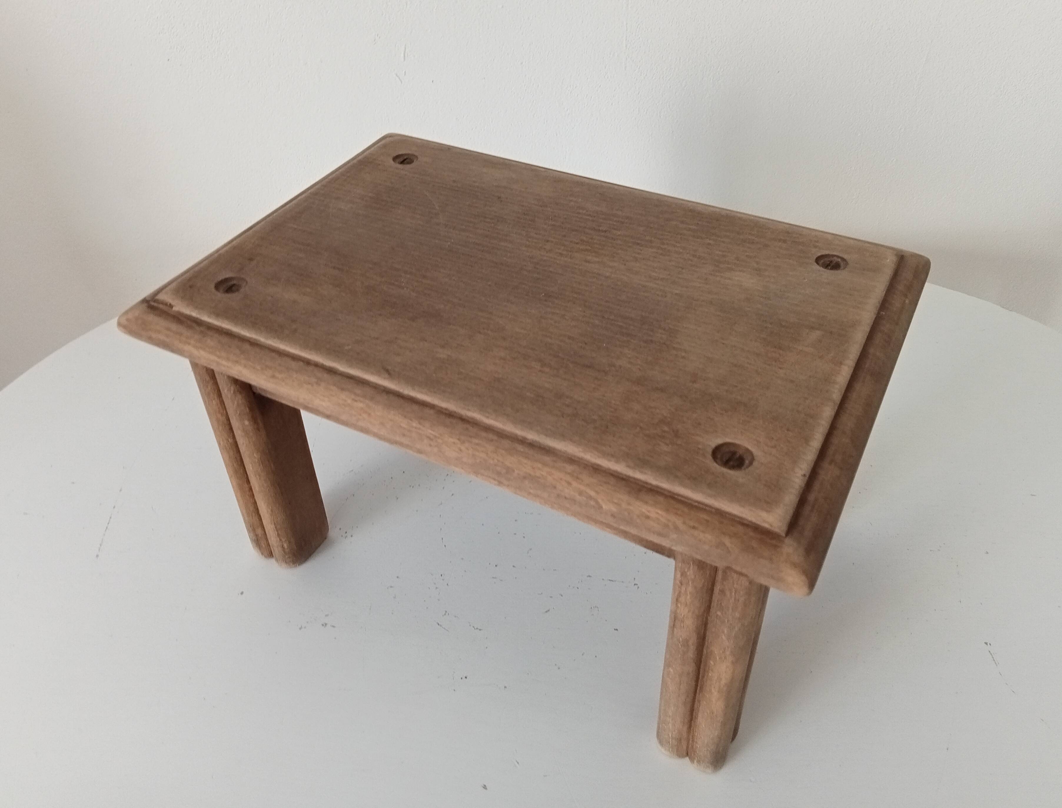 Small vintage oak plant stand stool