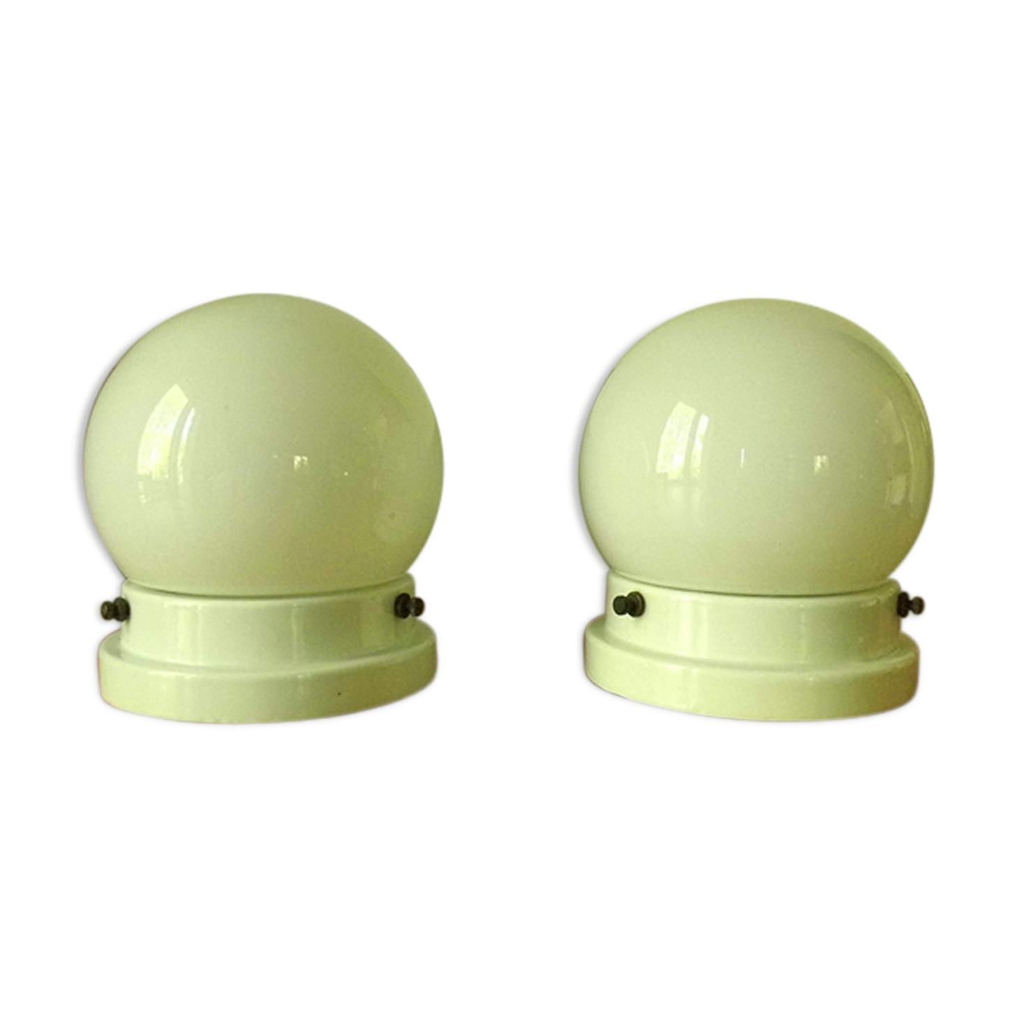 Plafonniers avec boule de verre et base porcelaine