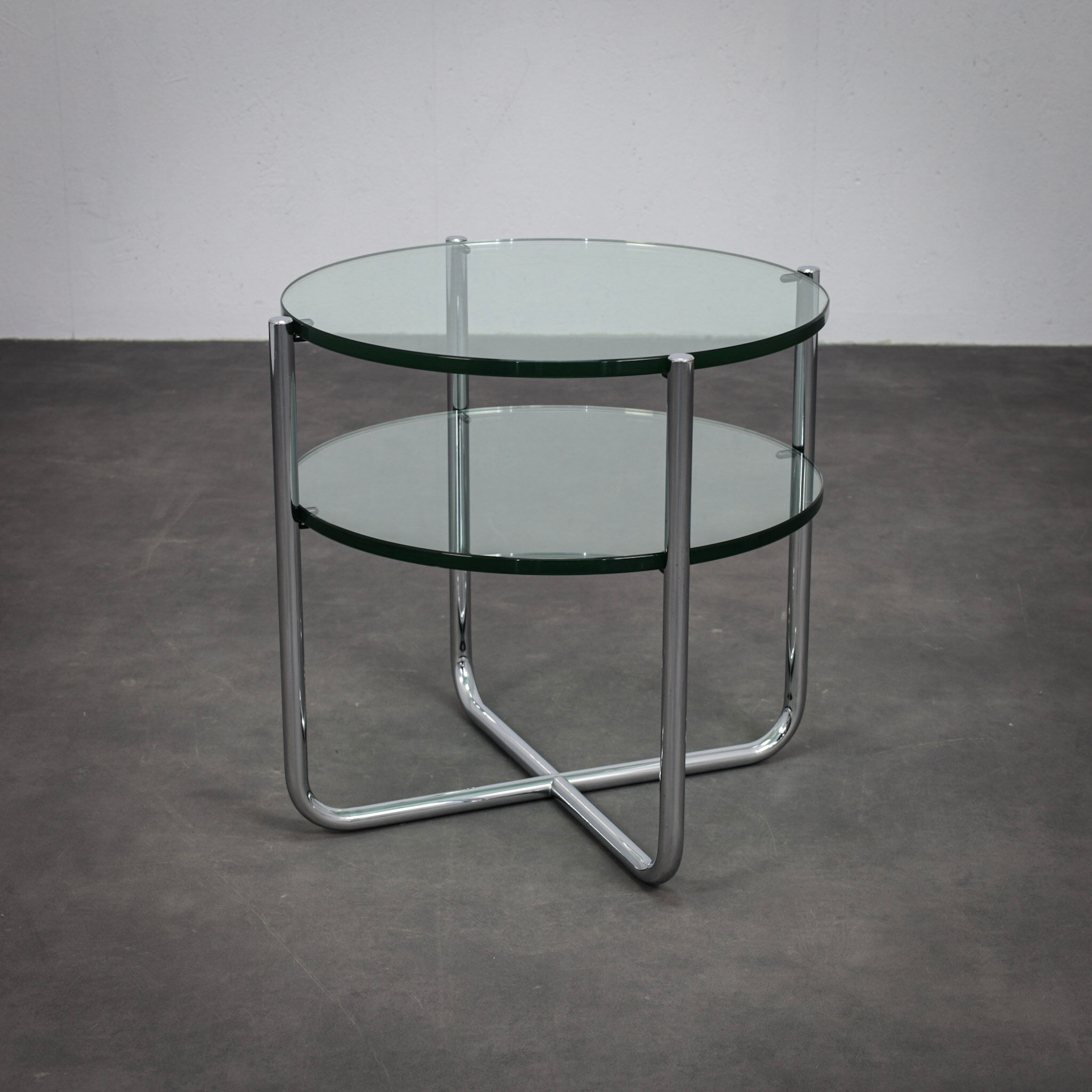 Bauhaus side table model 425 by Dutch Originals, 1990s.
