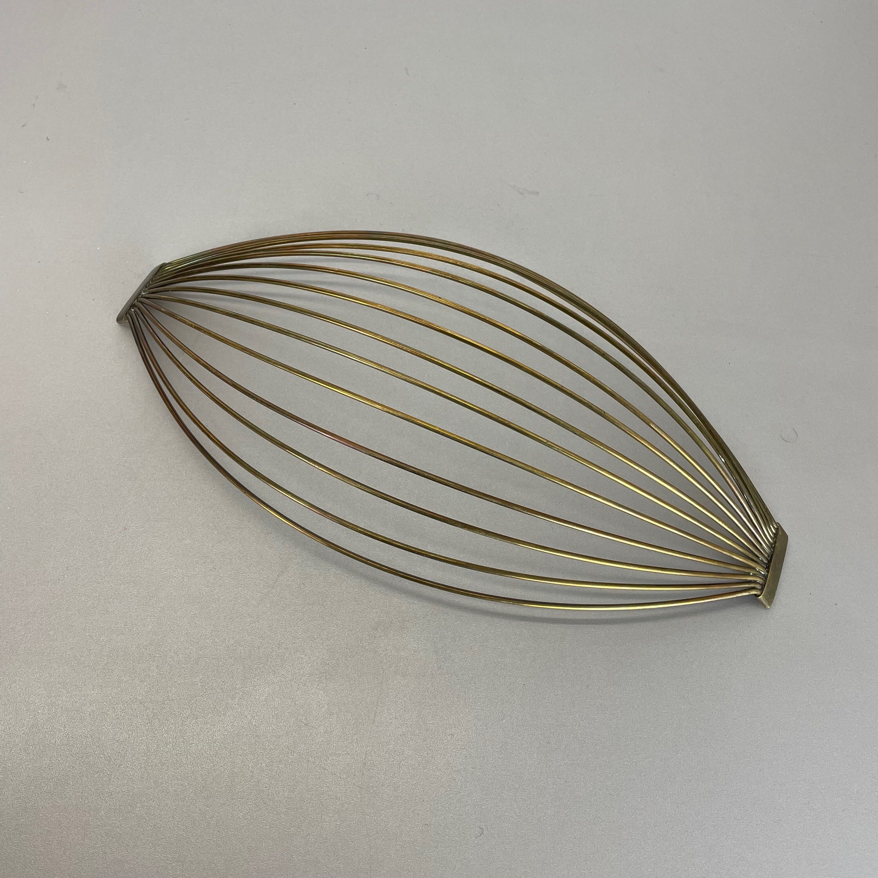 Minimalist Brass Fruit Bowl Shell by Carl Auböck, Austria, 1950s