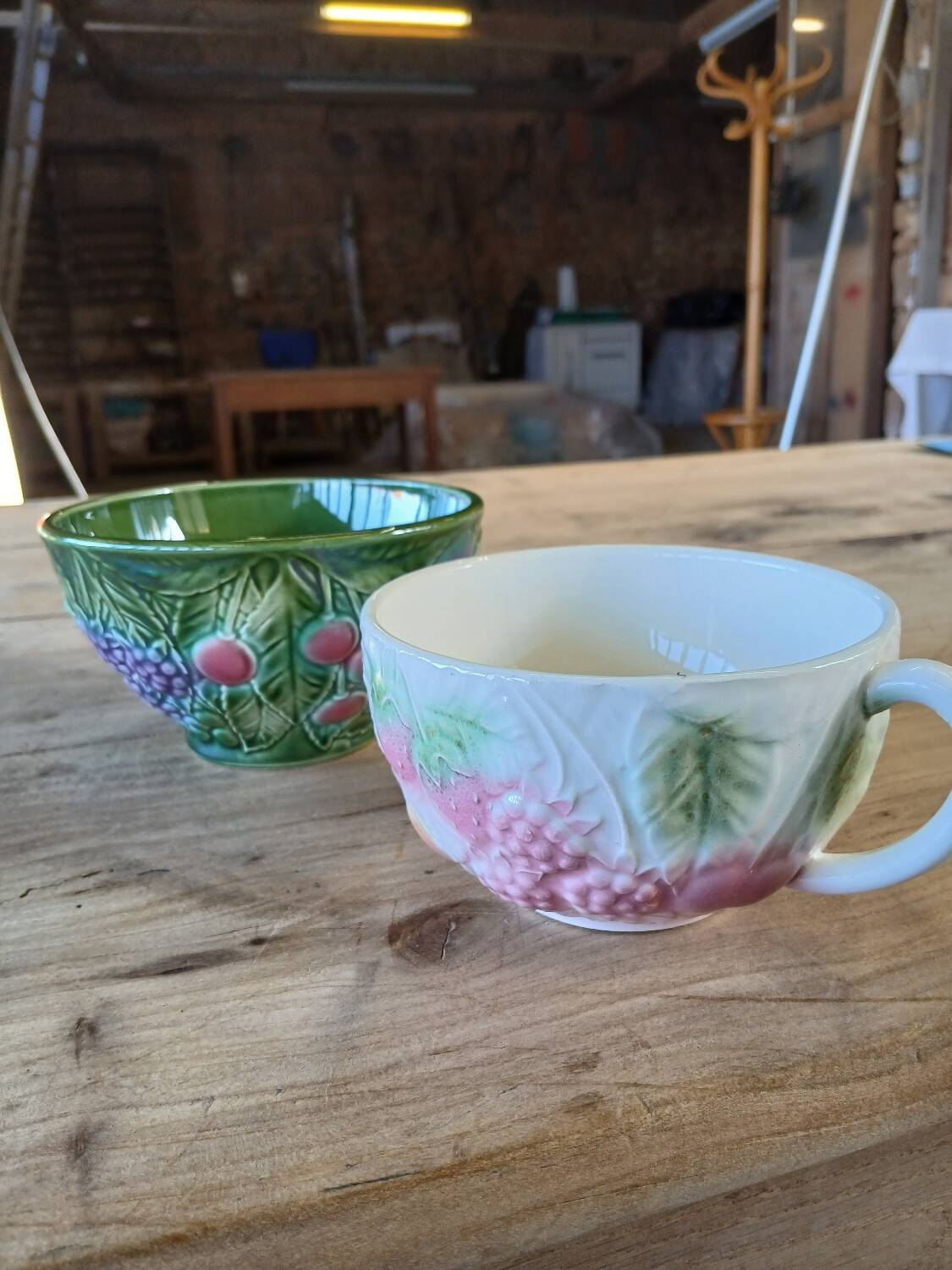 2 old Barbotine bowls