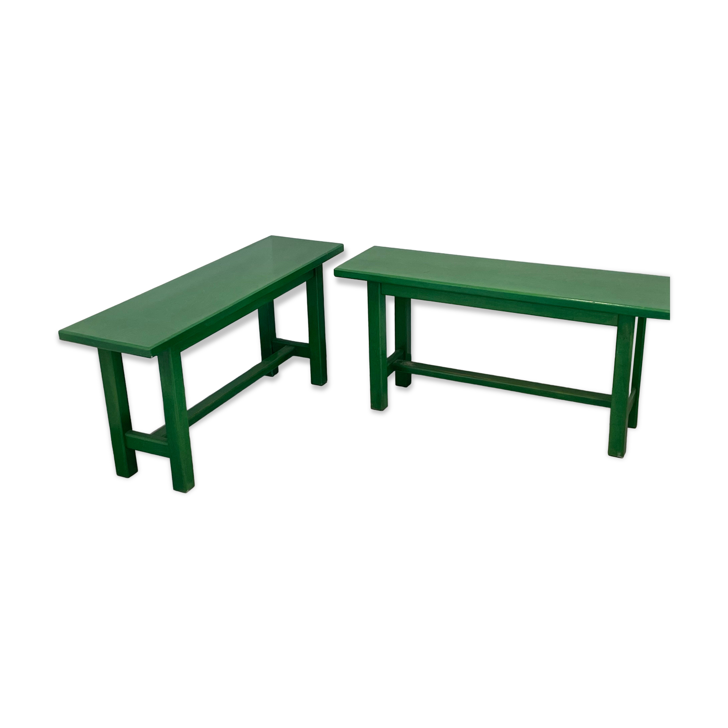 Pair of common bench