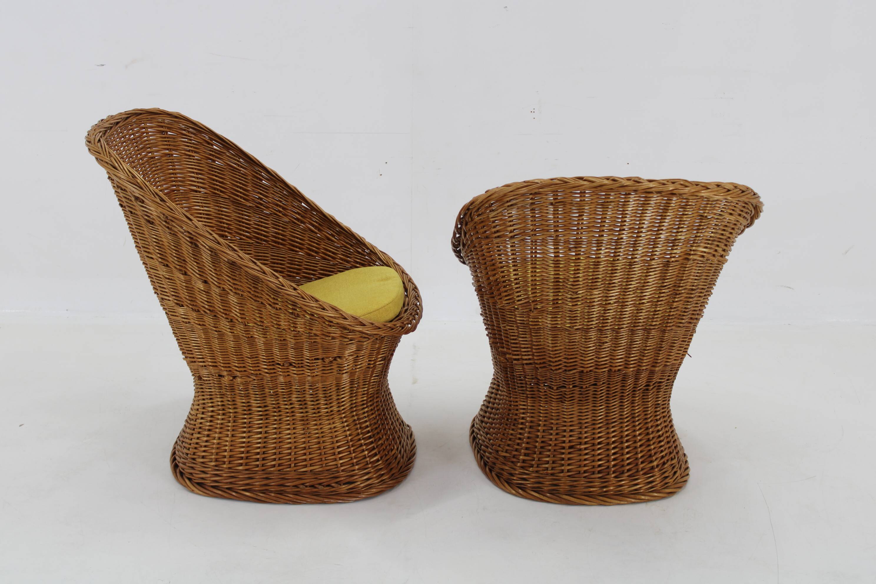 1960s Pair of Rattan Lounge Chairs , Italy
