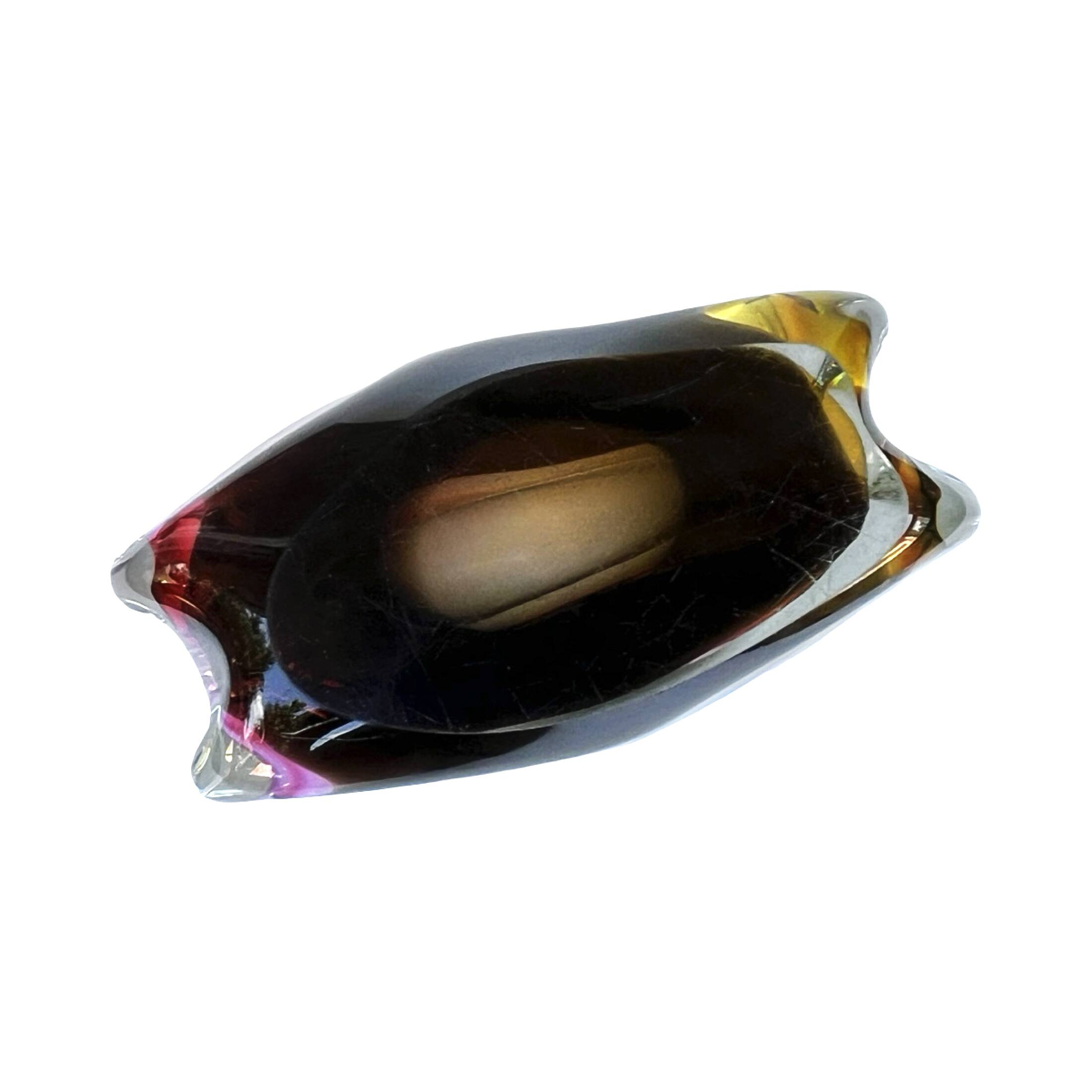 Ashtray designed by M. Velíšková, Skrdlovice Glassworks Czechoslovakia 1960
