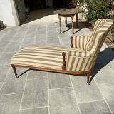 Old daybed