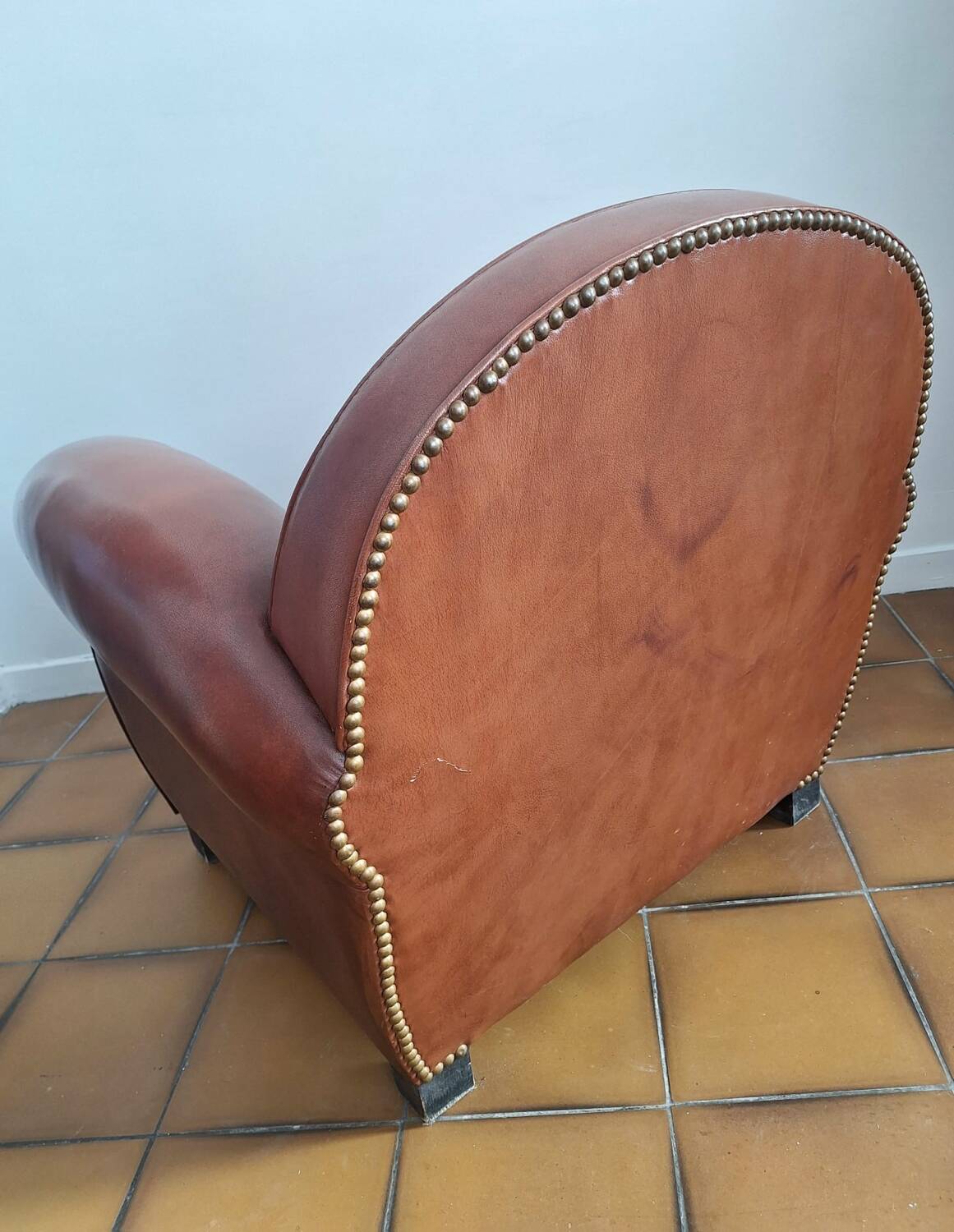 Fauteuil club vintage en cuir, meuble siège ancien