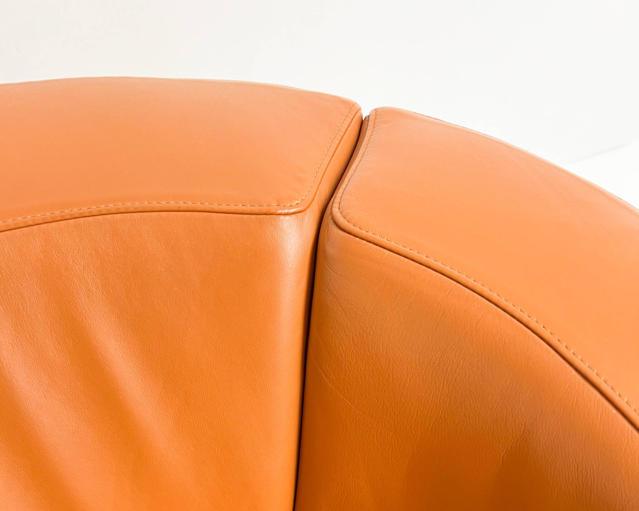 Fauteuil Tulipe de B&B Italia par Jeffrey Bernett, 2000