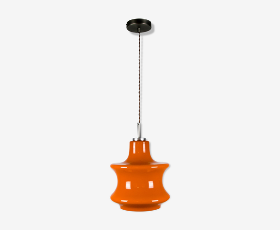 Suspension en verre orange du milieu du siècle