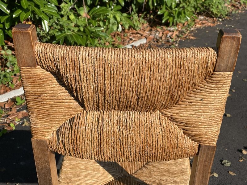 Suite of 6 mulched chairs from the 50s /60s. seat height 44 cm