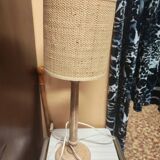 Lampe en bois et rotin